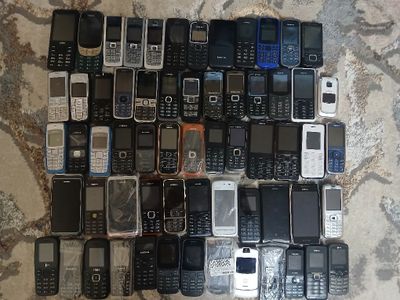 Assalom alekum Qadirdon Nokialar sotiladi Koleksya uchun 70tacha Tel