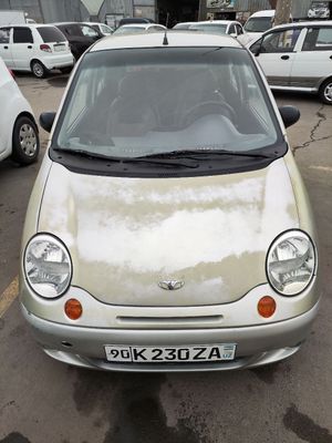 Matiz lux sotiladi.