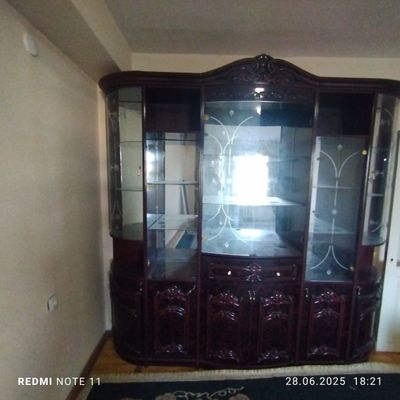 Стенка для посуды