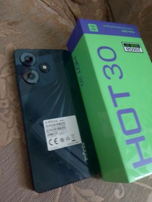 Infinix Hot 30 i karobkasida 256/16 gb xotirasi