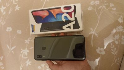 Samsung A 20 srochno