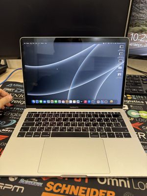 Macbook pro 128gb