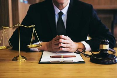 Адвокат хизматлари