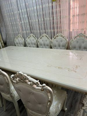 стол и стулья для гостиной на 12 человек