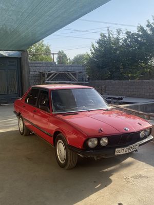 bmw m5 518 (e28) 1500$
