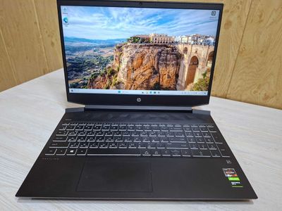продается ноутбук HP Pavilion Gaming