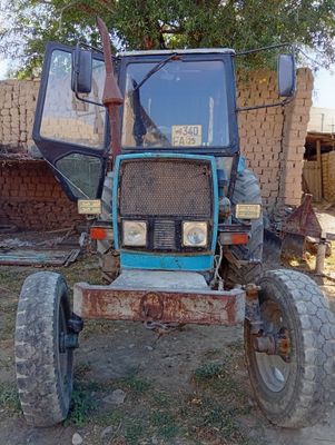 Traktor YUMZ Belarus matori