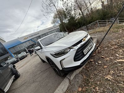 Tracker Premier 2023 оформления ичида