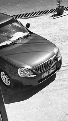 Lada Priora 1.6 srochno sotiladi