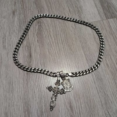 Продам серебряный тросс с крестом и иконкой