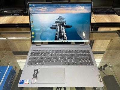 Lenovo IdeaPad Flex 5 16RU8 Core i7-1355U ram 16 ssd 512