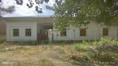 Sh.Rashidov tumanda choyxona binosi bolib tolash sharti bilan sotiladi