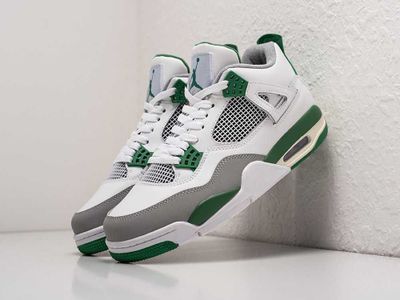 Кроссовки Nike Air Jordan 4 Retro.