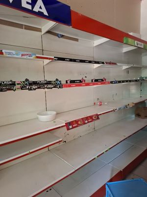 Sotiladi dokon uchun stilaj