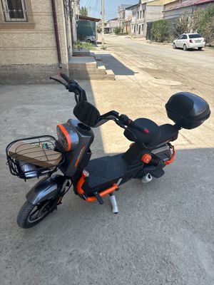 Skuter sotiladi holati yangi