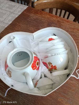 Чайный набор с маками