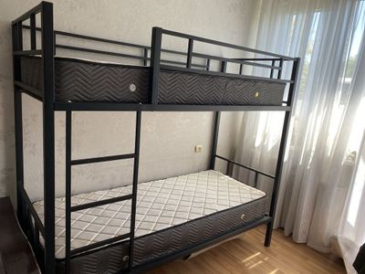Двухъярусная кровать в стиле лофт + 2 ортопедических матраса