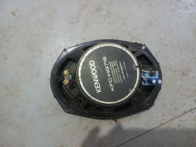 Kenwood sotladi srocni