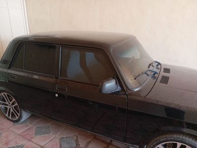 Жигули 2107 сотилади.