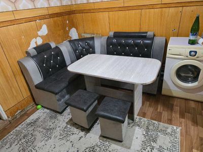 Ошхона угологи сотилади