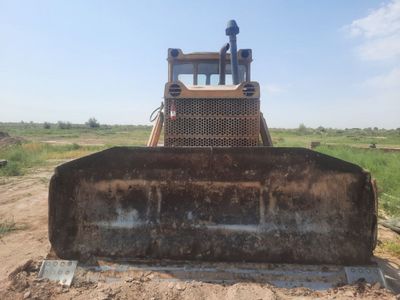 Traktir T130 Buldzer