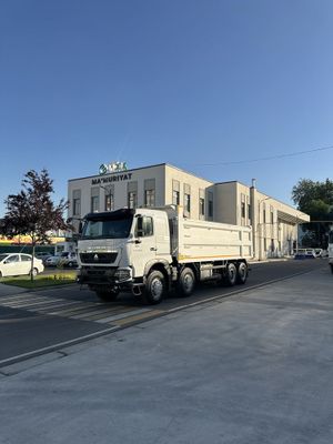 Sinotruk Howo-T7S 8*4-32T
