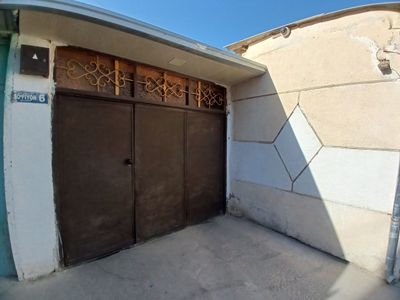 Sirochna Hovli Sotiladi