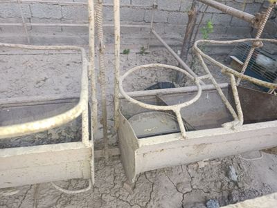 Tezlik bilan qòyxona sotiladi