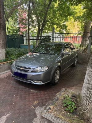 Продается машина chevrolet lacceti
