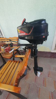 Продаётся мотор для лодки