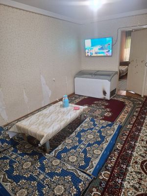 Чирчик шахар Окковок хамкорбанк ёнида 2-хона 2-етаж Нархи: 250000