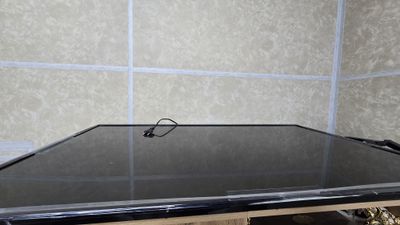 Artel 1.30 lik yangi holatda saqlangan bezsmart TV BOR
