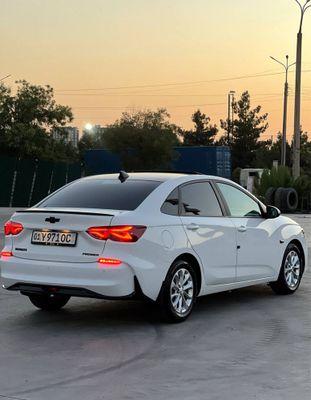Shevrolet Monza 15700$ Taqalgani kami yoq