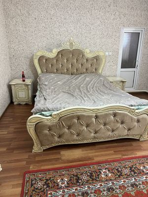 прадаю спальный гарнитур