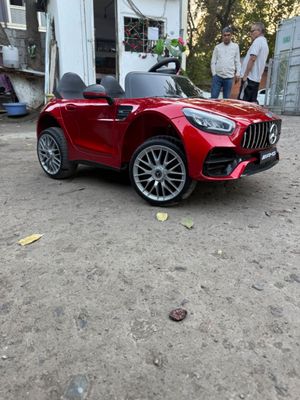 Детский электромобиль Mercedes-Benz AMG