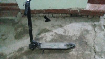 Elektron samakat sotiladi