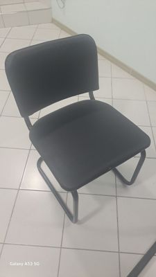 Стулья в офис. 10 штук