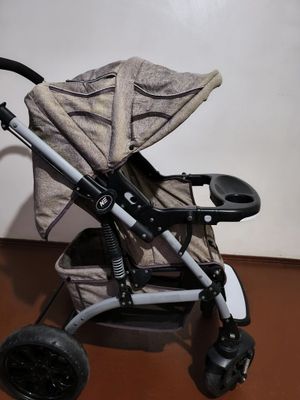 Продам детскую коляску