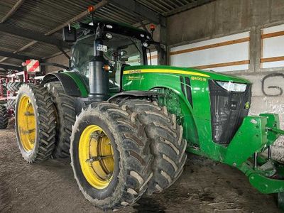 John Deere 8400R