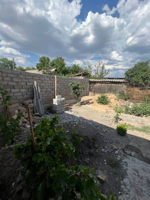 Продам земельный участок 7,2 сотки по 10500у.е.