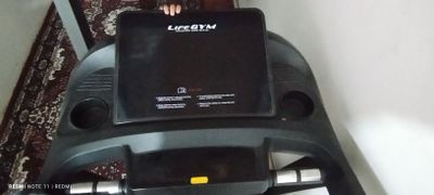 Беговая дорожка life gym 600