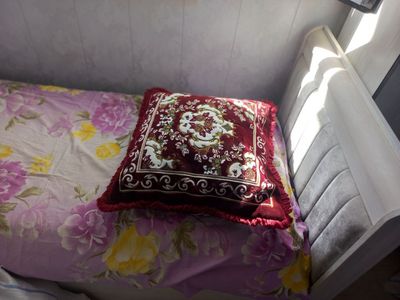 Продается кровать односпальняя