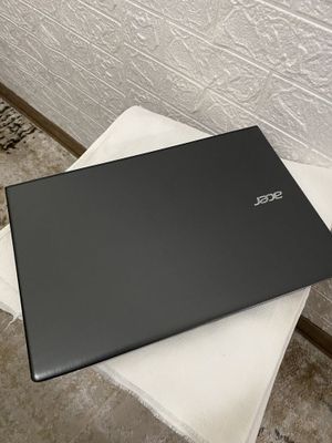 Ноутбук Acer aspire e5