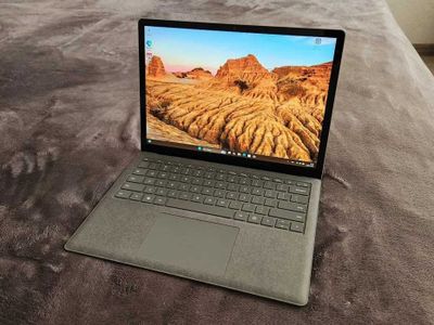 Surface Laptop 3 (аналог Macbook) i7 1065G7 /16Gb / 512Gb / Алькантара