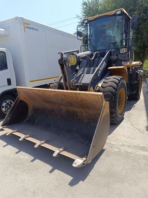 Ekskavator 30.000$ kami bor