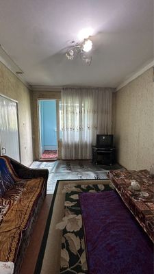 Ижарага 2/3/4 Куйлук 1 массив срочно в аренду 2-х комнатная