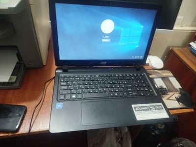 Acer noutbook sotiladi