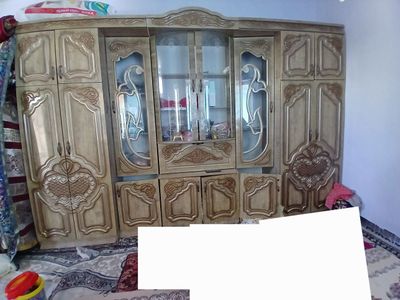 Mebel holati yaxshi.kelishilgan narxga sotiladi