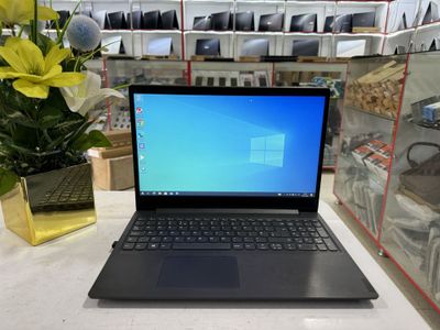 Lenovo core i5 12 gb ram 1128 gb hotira qoshimcha videokartasi ham bor