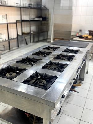 Стол стул, Газ плита, Кондиционер Б/У
